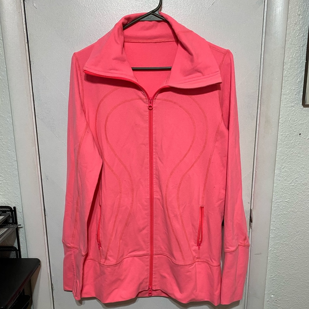 Lululemon jacket size 10